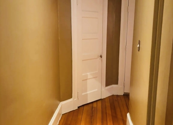 24 PETERBOROUGH ST