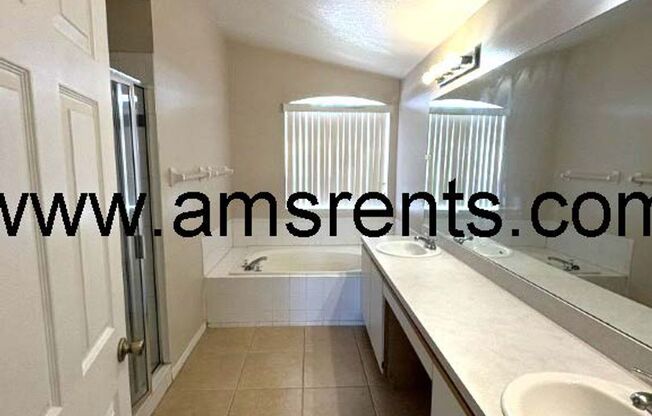 3 beds, 2.5 baths, $2,200