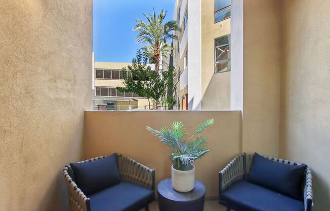 1 bed, 1 bath, 582 sqft, $1,640