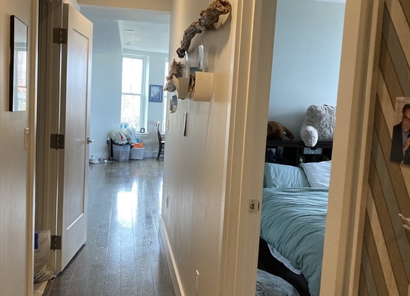 1 bed, 1 bath, 865 sqft, $3,000, Unit 401