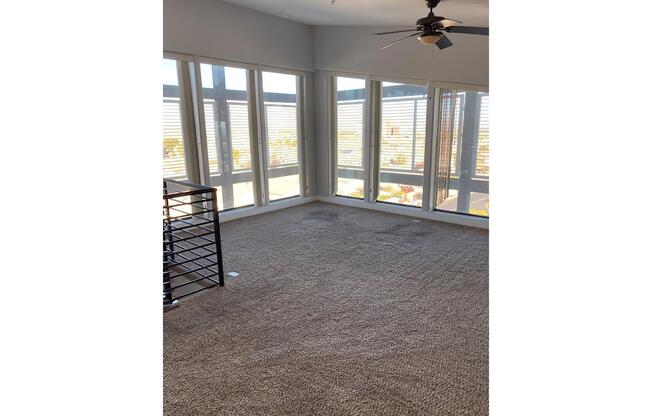 4 beds, 3.5 baths, 4,164 sqft, $5,475