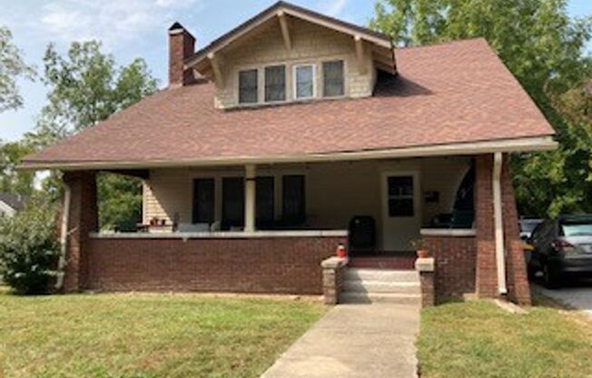 5 bedroom, 2 bath Home: Available August 2025!