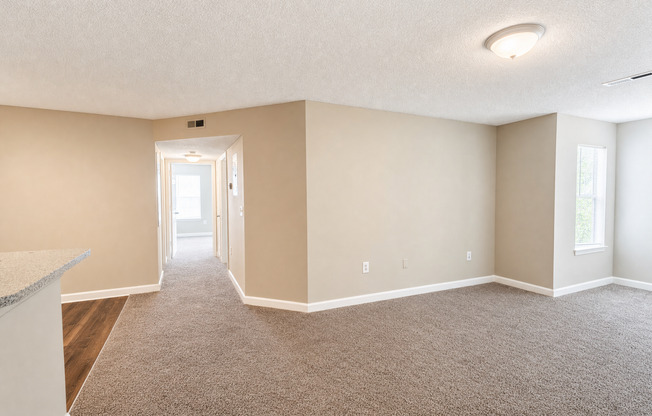 2 beds, 1.5 baths, 921 sqft, $975, Unit 506