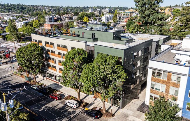 Welcome to Reed! Brand new, modern studios where Fremont meets Wallingford!