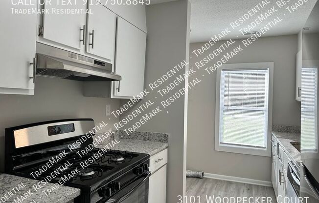 3101 WOODPECKER CT