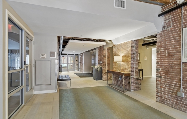 1 bed, 1 bath, 786 sqft, $2,000, Unit 110