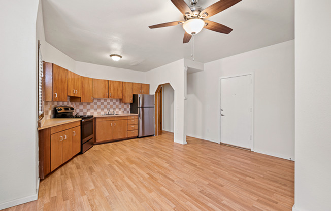 Studio, 1 bath, 400 sqft, $1,225, Unit C10