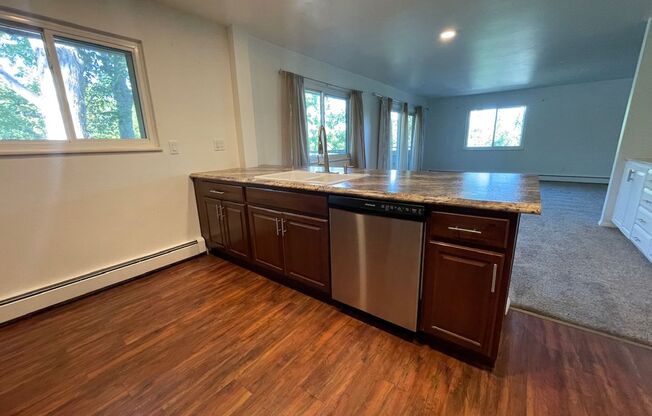 2 beds, 1.5 baths, 1,200 sqft, $1,865, Unit 63NC