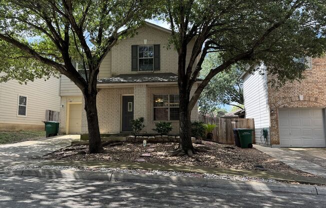 NEW PAINT (MAY 2026) | NO CARPET | EXCELLENT LOCATION NEAR 151, 1604 & 410