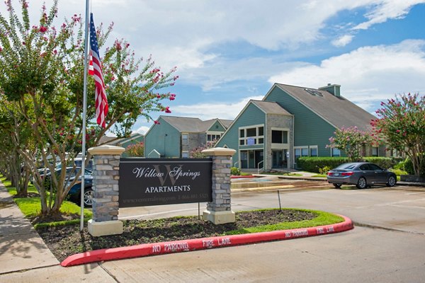 Willow Springs Apartments in Pasadena