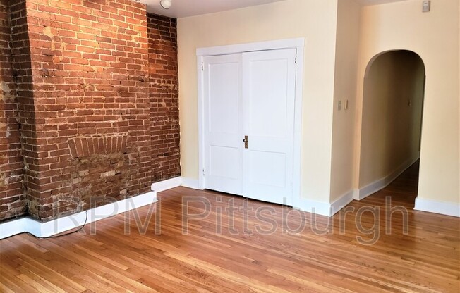 205 Lehigh Ave #2