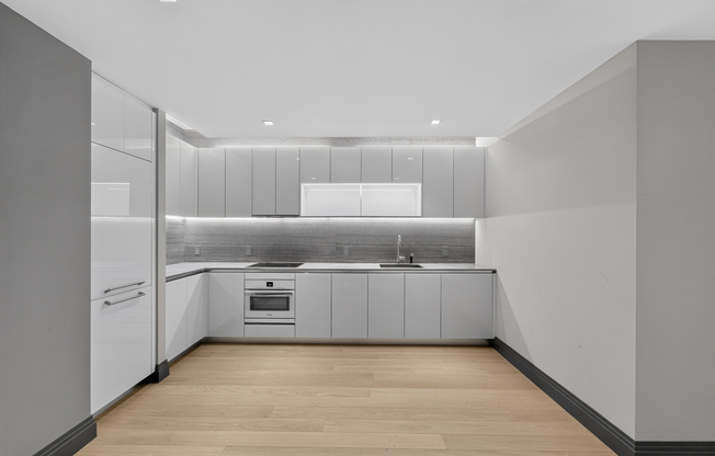 1 bed, 1 bath, 764 sqft, $7,250, Unit 609