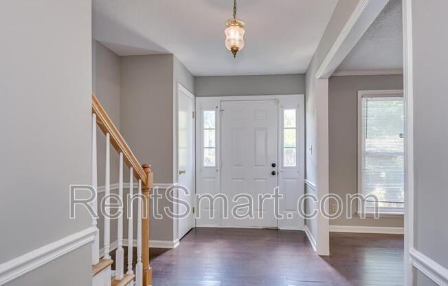 2453 RIVERLOOK DR