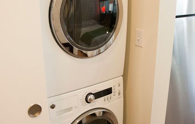 1 bed, 1 bath, 450 sqft, $1,525, Unit 406