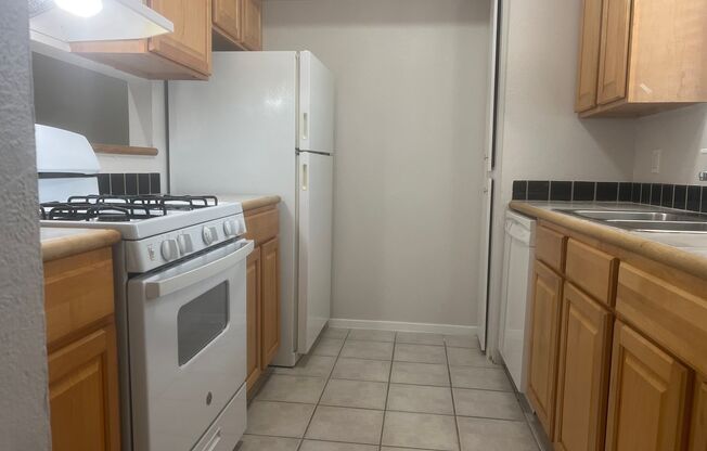 2 beds, 1 bath, 992 sqft, $1,400, Unit ABB-2-133