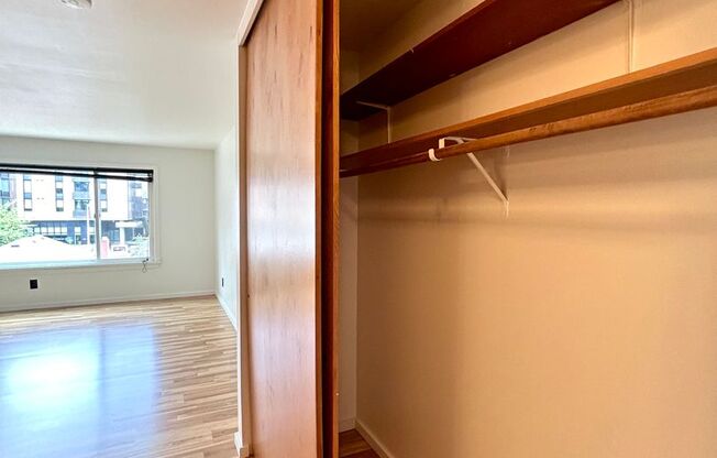 Studio, 1 bath, 464 sqft, $1,295