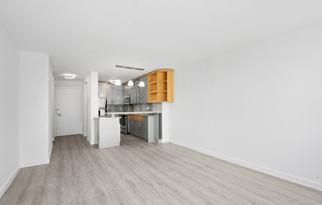 1 bed, 1 bath, $6,250, Unit 9DN