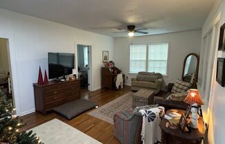 2 beds, 1 bath, $1,350