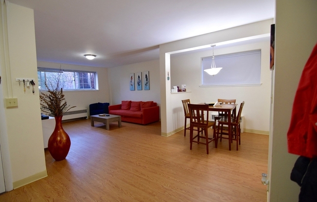 49 Green St.