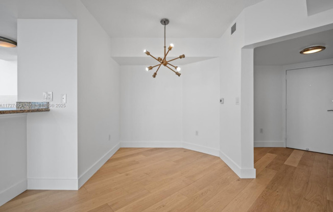 2 beds, 2 baths, 1,262 sqft, $6,500, Unit LPH 01 - 3501