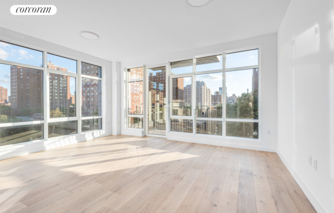1 bed, 1 bath, $3,995, Unit 5H