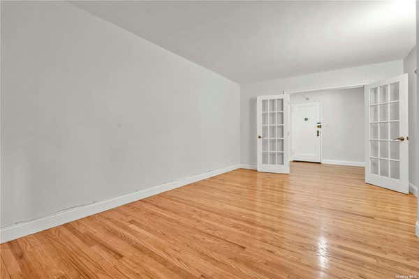 2 beds, 1 bath, $2,500, Unit 2K