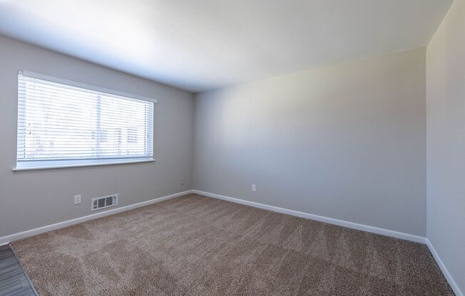 2 beds, 1 bath, 836 sqft, $1,340, Unit 1532-C