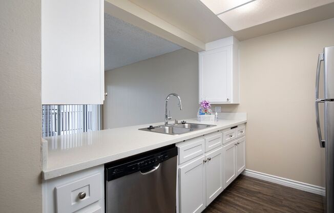 1 bed, 1 bath, 844 sqft, $2,595, Unit 207