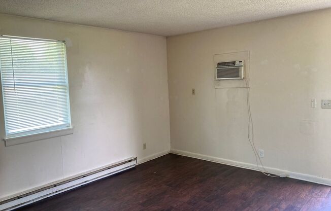 1205 &amp; 1207 Shawnee Rd