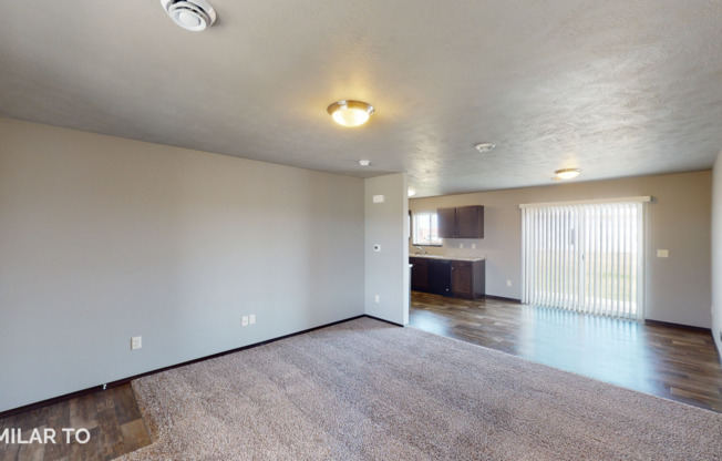 3 beds, 2.5 baths, 1,193 sqft, $1,725, Unit 541-01