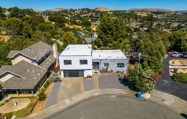 12 ELNA DR