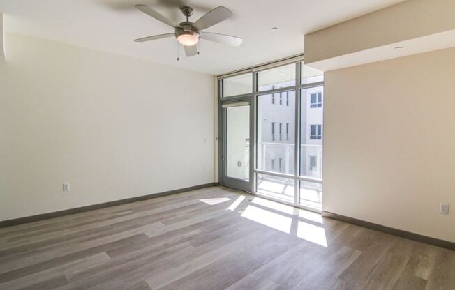 Studio, 1 bath, 554 sqft, $2,845, Unit 717
