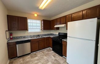 3 beds, 2.5 baths, $2,300