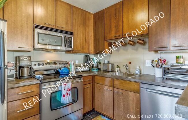 2 beds, 2 baths, 1,020 sqft, $2,050