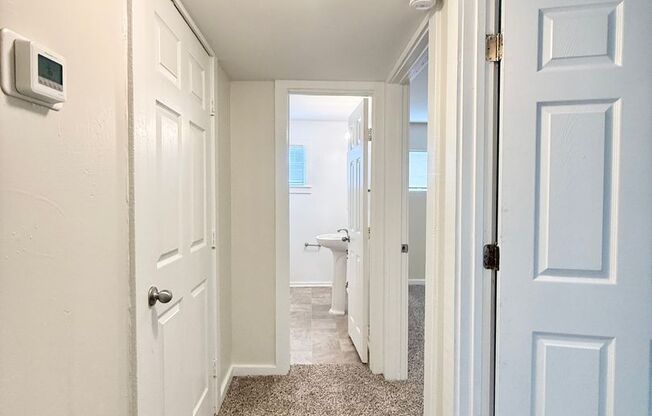 2 beds, 1 bath, $875, Unit SC535