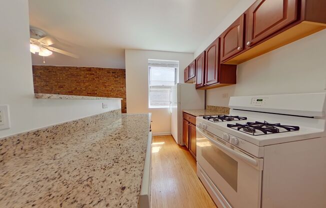 1 bed, 1 bath, 810 sqft, $2,425, Unit 1307 3A
