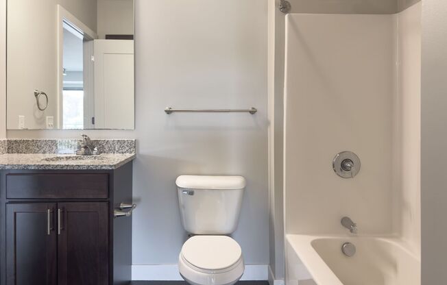1 bed, 1 bath, 811 sqft, $1,775, Unit 839 - 202
