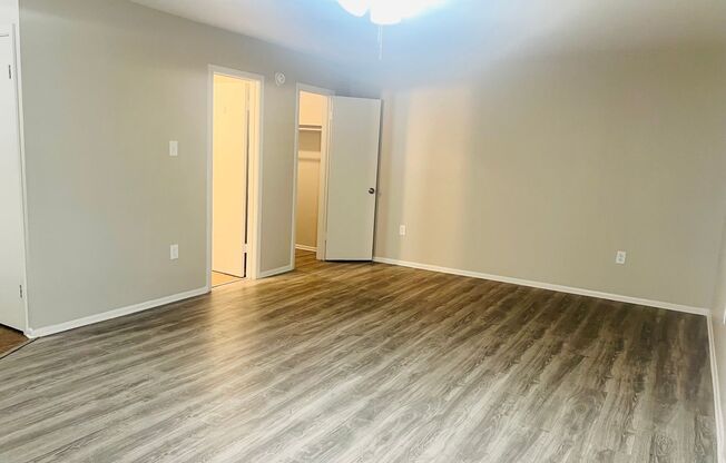 Studio, 1 bath, 494 sqft, $690, Unit 32