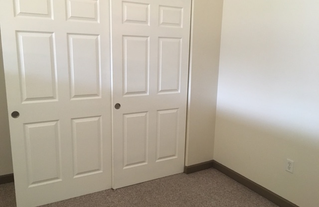 1 bed, 1 bath, 670 sqft, $1,350, Unit 209
