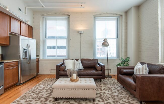 1 bed, 1 bath, 715 sqft, $1,795, Unit #601