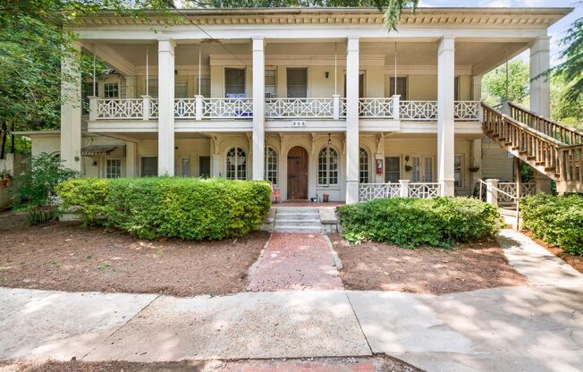 Ponce Properties