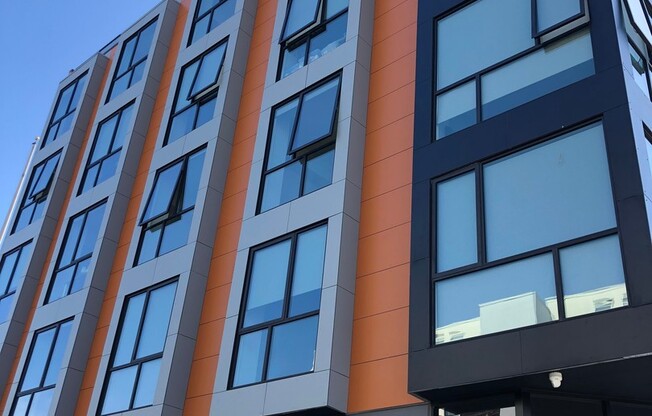 Studio, 1 bath, 258 sqft, $1,600, Unit 1335 Folsom St, Unit 511