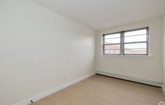 2 beds, 1 bath, 875 sqft, $1,575, Unit A17