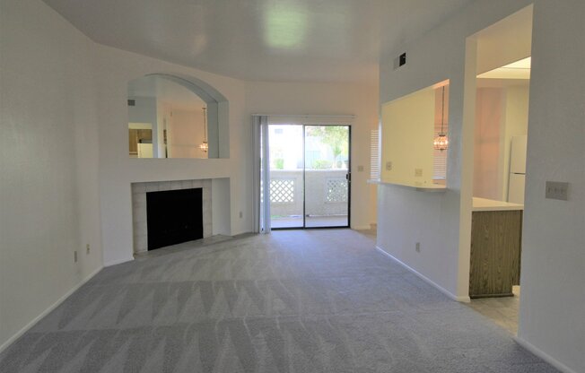 Really Cute Condo Available for Immediate Move-In