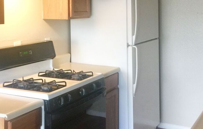 1 bed, 1 bath, $1,300, Unit # 349