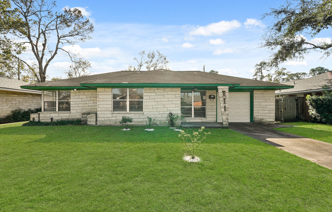 1207 STONECREST DR