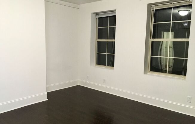 Studio, 1 bath, 1,200 sqft, $1,200, Unit 1038-3B