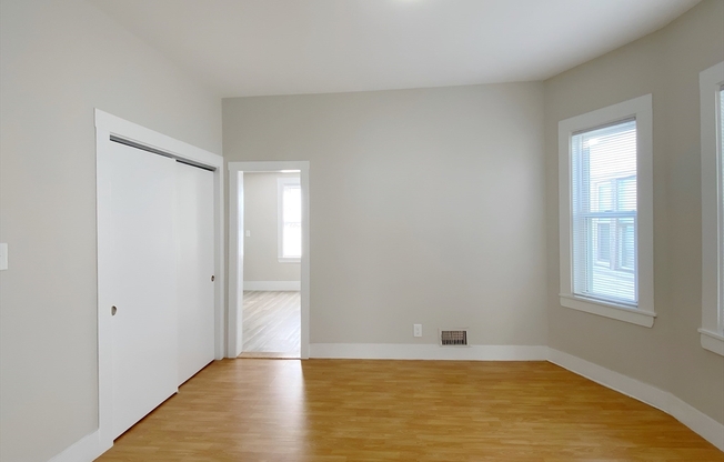 73 CAMPBELL AVE