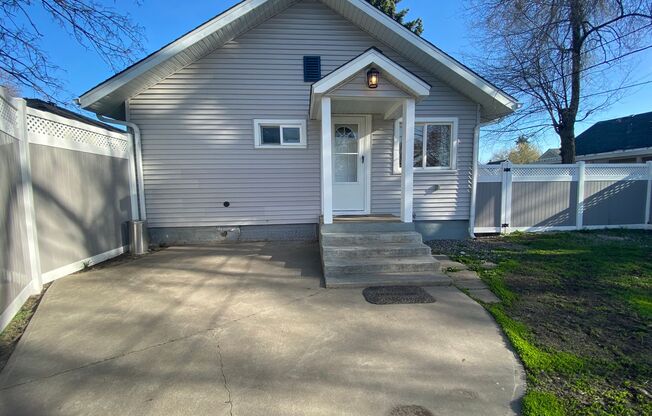 Just updated new floor/paint etc. 3 bed, 2 bath home with garden and one car garage