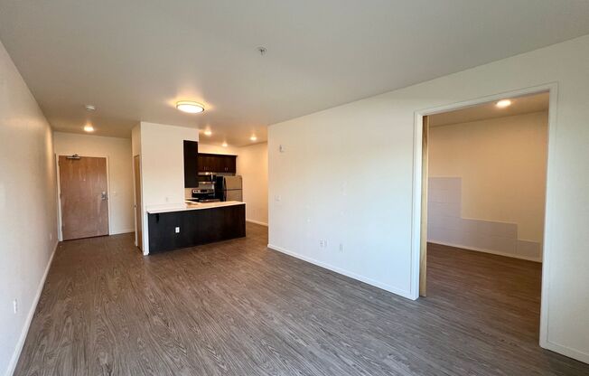 1 bed, 1 bath, 690 sqft, $1,564, Unit 403